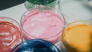 How the color of grease affects its performance